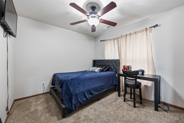 4821 Hay Field Court SW, Cedar Rapids, IA 52404