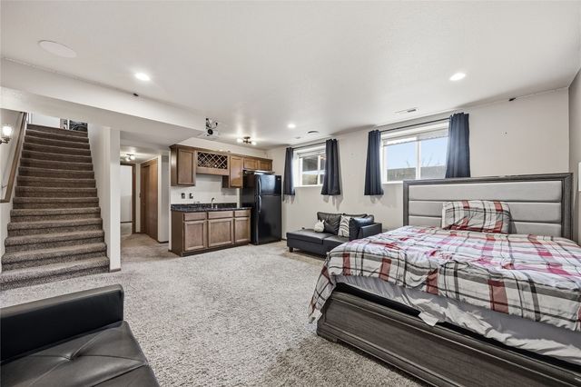 4821 Hay Field Court SW, Cedar Rapids, IA 52404