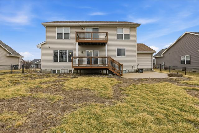 4821 Hay Field Court SW, Cedar Rapids, IA 52404
