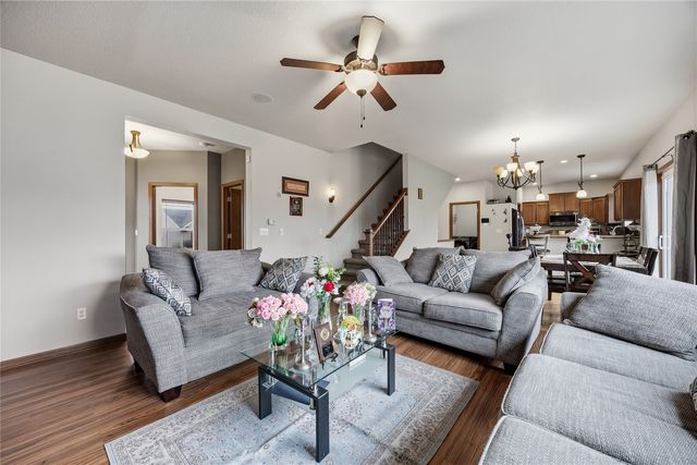 4821 Hay Field Court SW, Cedar Rapids, IA 52404