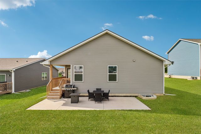 417 Coyote Street, Mitchellville, IA 50169