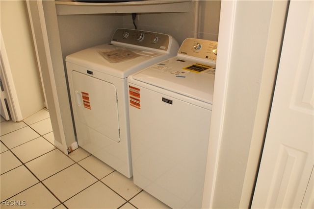 1811 SE 15th PL 1, Cape Coral, FL 33990