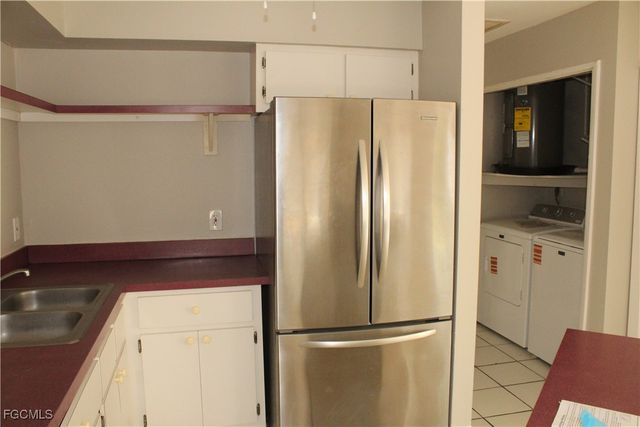 1811 SE 15th PL 1, Cape Coral, FL 33990