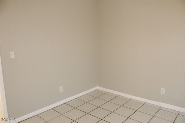 1811 SE 15th PL 1, Cape Coral, FL 33990