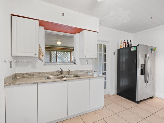 6111 SW 20th Ct, Miramar, FL 33023