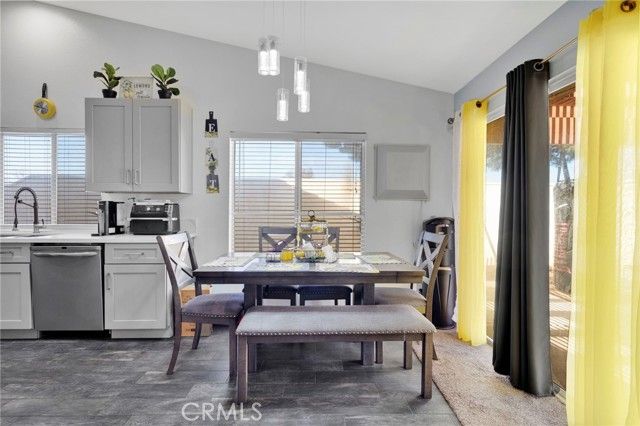 12889 Gifford, Victorville, CA 92392