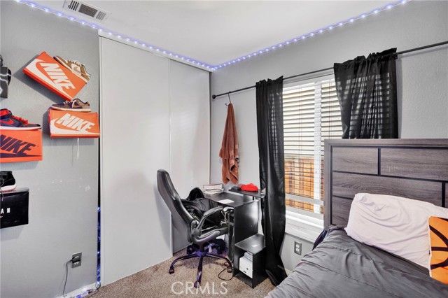 12889 Gifford, Victorville, CA 92392