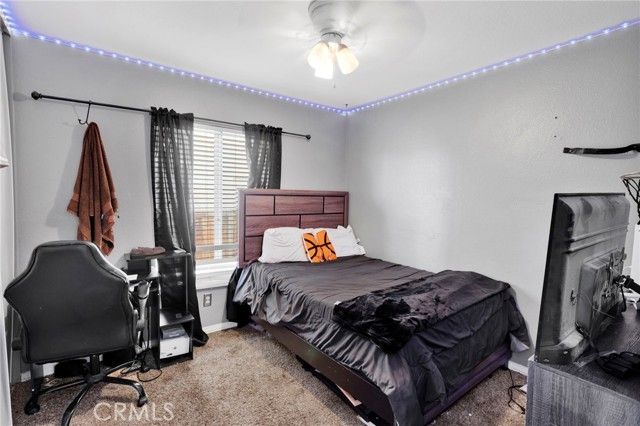 12889 Gifford, Victorville, CA 92392