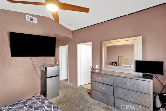 12889 Gifford, Victorville, CA 92392