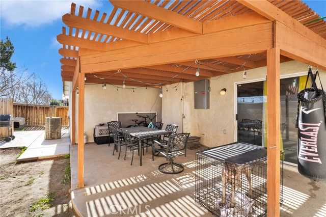 12889 Gifford, Victorville, CA 92392