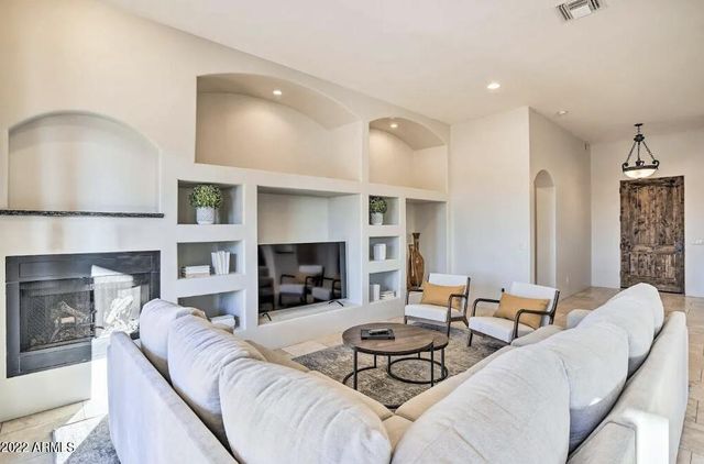 13639 E Hedgehog Place, Scottsdale, AZ 85262