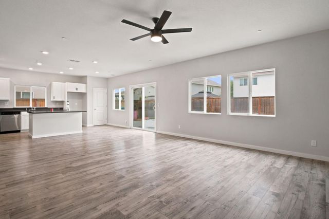 6735 Oakum Way, Stockton, CA 95219