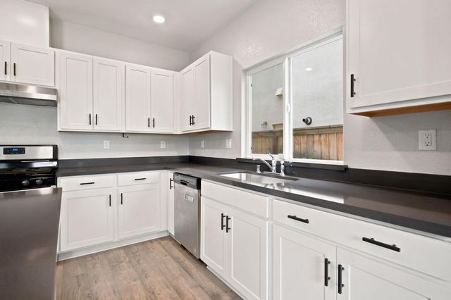 6735 Oakum Way, Stockton, CA 95219