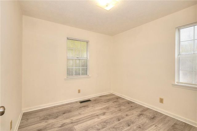 284 E 5th Avenue, Winder, GA 30680