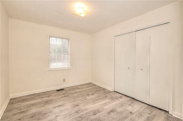 284 E 5th Avenue, Winder, GA 30680