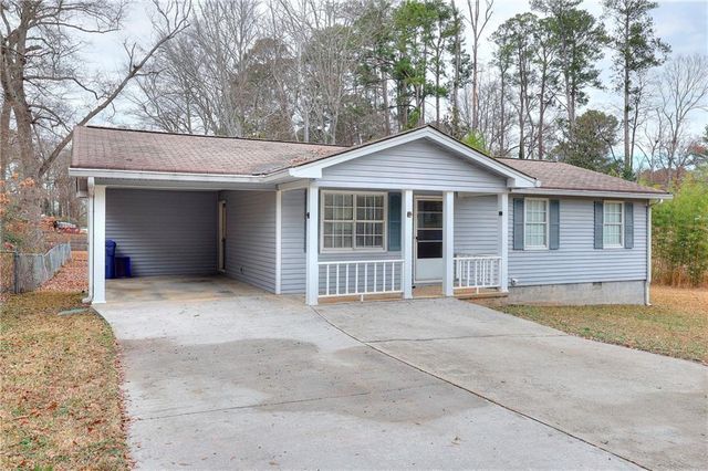 284 E 5th Avenue, Winder, GA 30680