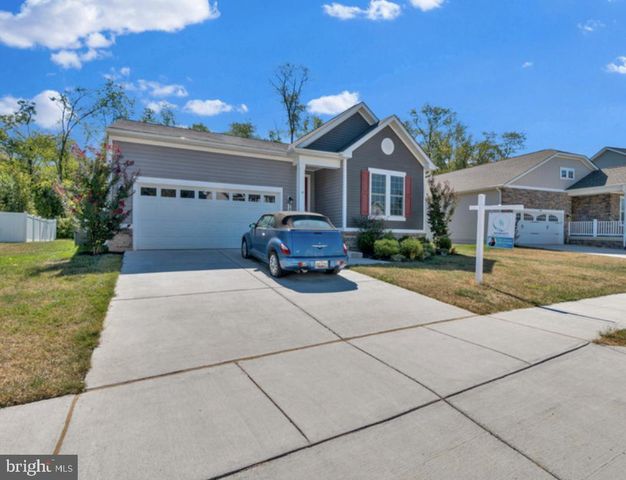 12329 GEMSTONE DR, Hagerstown, MD 21740