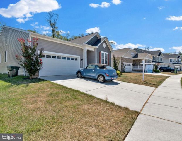 12329 GEMSTONE DR, Hagerstown, MD 21740