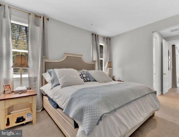 12329 GEMSTONE DR, Hagerstown, MD 21740