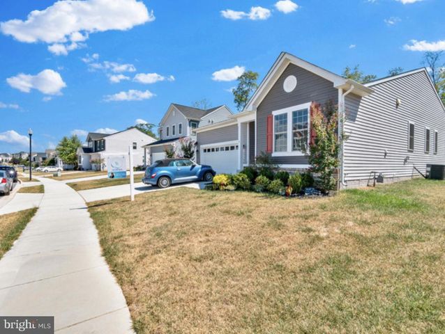 12329 GEMSTONE DR, Hagerstown, MD 21740