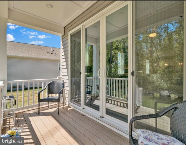 12329 GEMSTONE DR, Hagerstown, MD 21740