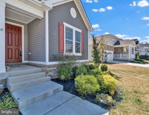 12329 GEMSTONE DR, Hagerstown, MD 21740