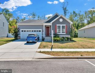 12329 GEMSTONE DR, Hagerstown, MD 21740