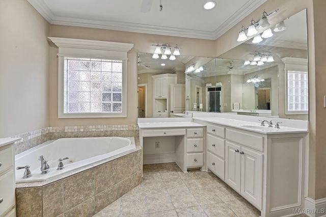 6224 HUNTERS Grove, Montgomery, AL 36117