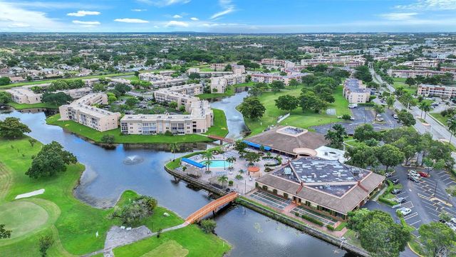 9301 Sunrise Lakes Boulevard 207, Sunrise, FL 33322