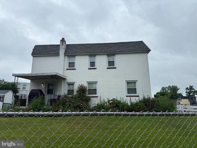157 CRUM CREEK DR, Woodlyn, PA 19094