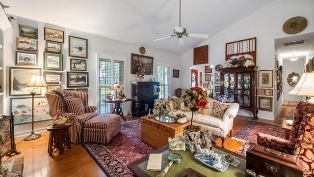 403 MISSION LANE, Howey In The Hills, FL 34737