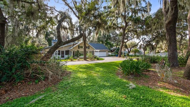 403 MISSION LANE, Howey In The Hills, FL 34737