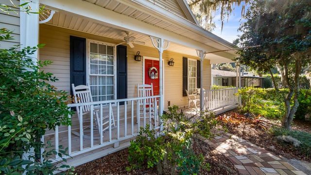 403 MISSION LANE, Howey In The Hills, FL 34737