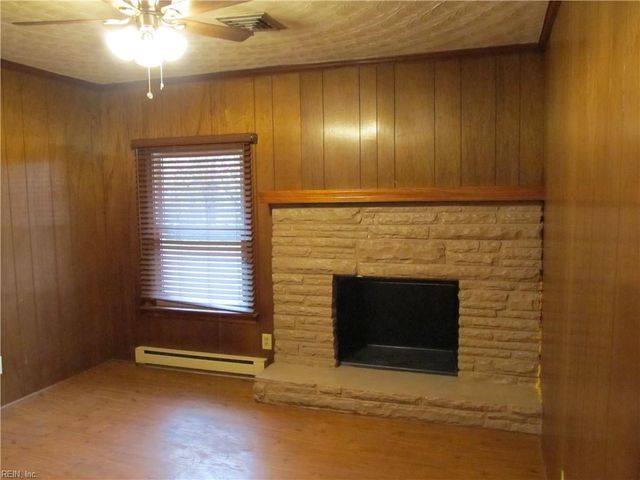 4513 Buckingham DR, Portsmouth, VA 23703