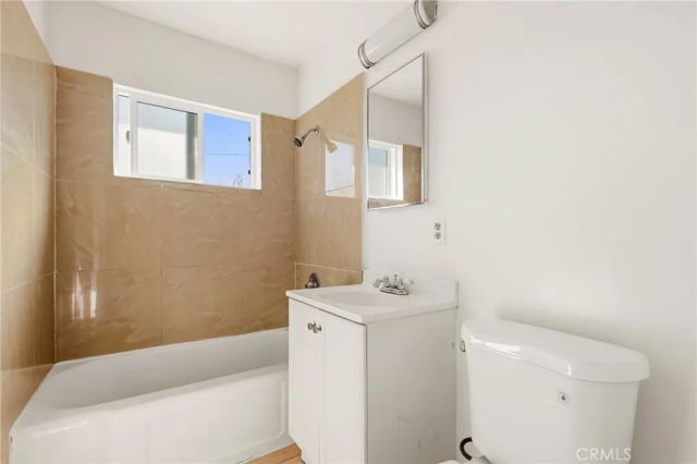 1405 S Broadway, Santa Ana, CA 92707