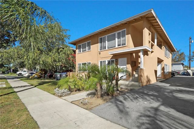 1405 S Broadway, Santa Ana, CA 92707