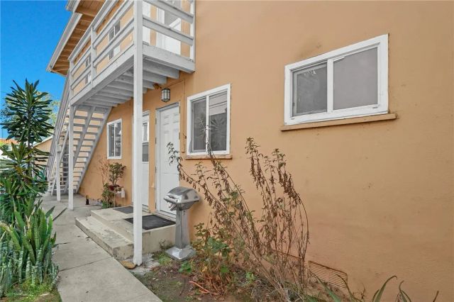 1405 S Broadway, Santa Ana, CA 92707