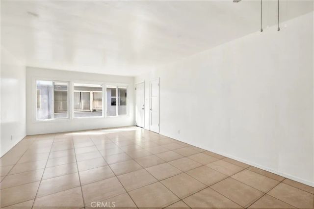 1405 S Broadway, Santa Ana, CA 92707