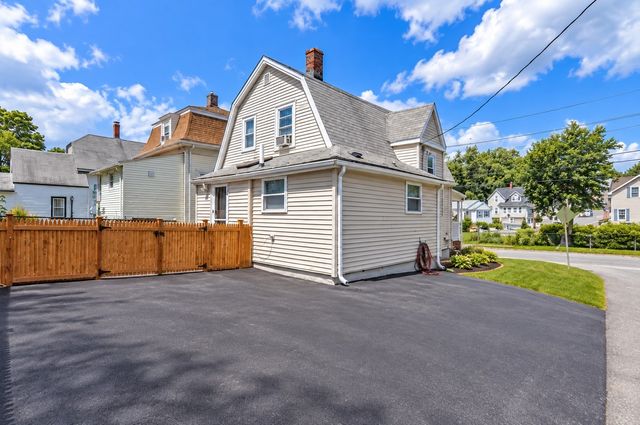 72 School, Saugus, MA 01906
