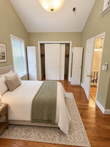 72 School, Saugus, MA 01906