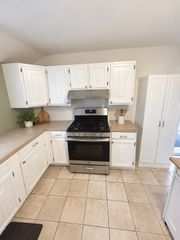 72 School, Saugus, MA 01906