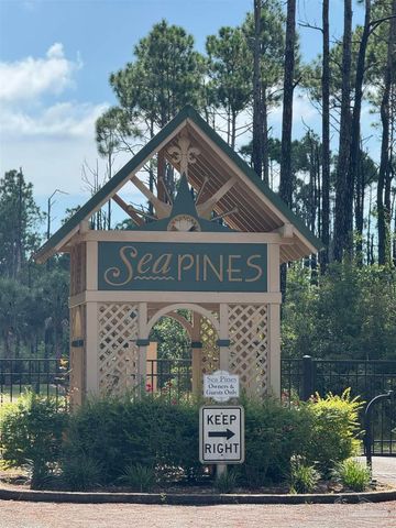 1045 Oyster Bay Dr, Milton, FL 32583