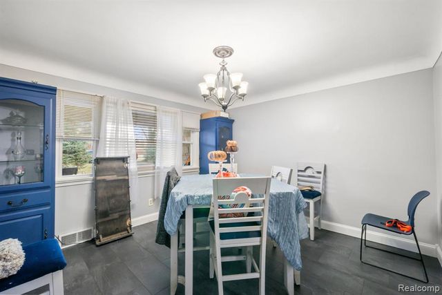 6736 Lakeshore Road, Lexington, MI 48450