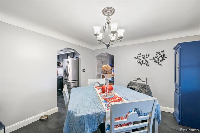 6736 Lakeshore Road, Lexington, MI 48450