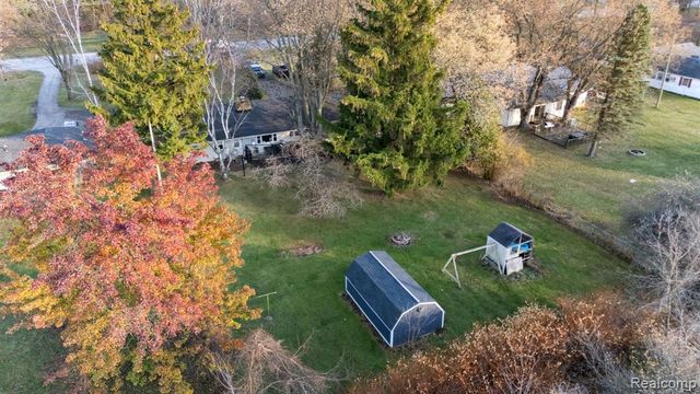 6736 Lakeshore Road, Lexington, MI 48450