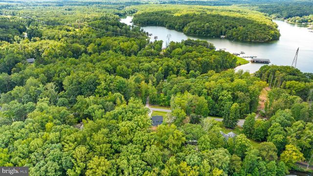 296 ROBBIE RD, Bumpass, VA 23024