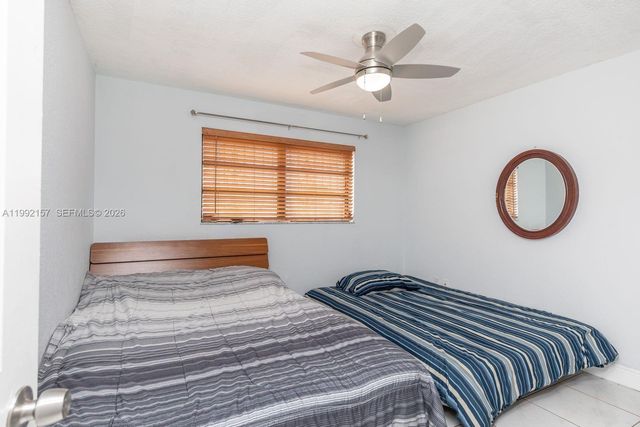 1261 W 43rd Place, Hialeah, FL 33012
