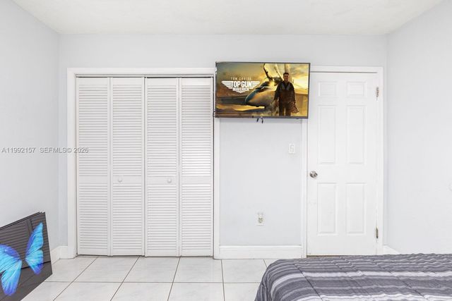 1261 W 43rd Place, Hialeah, FL 33012