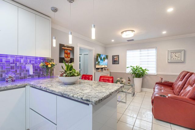 1261 W 43rd Place, Hialeah, FL 33012