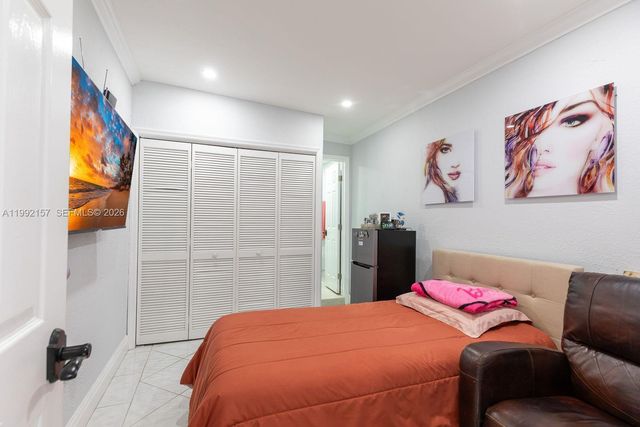 1261 W 43rd Place, Hialeah, FL 33012